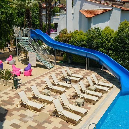 Hotel Club Selen İçmeler Esterno foto