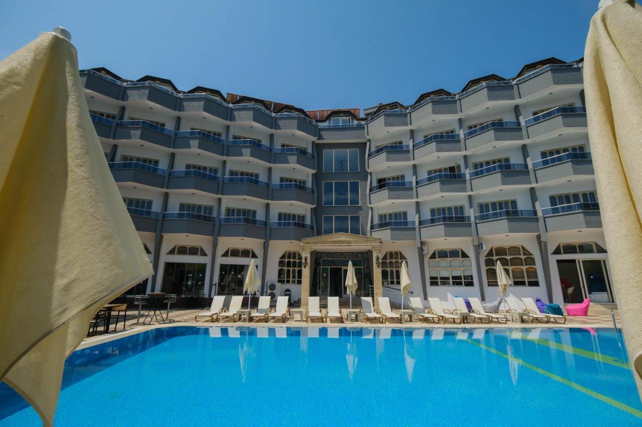 Hotel Club Selen İçmeler Esterno foto