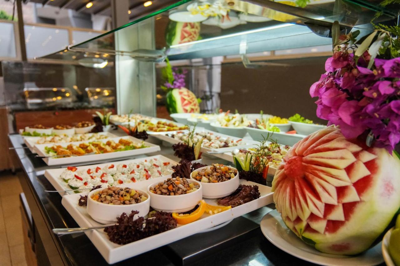 Hotel Club Selen İçmeler Esterno foto