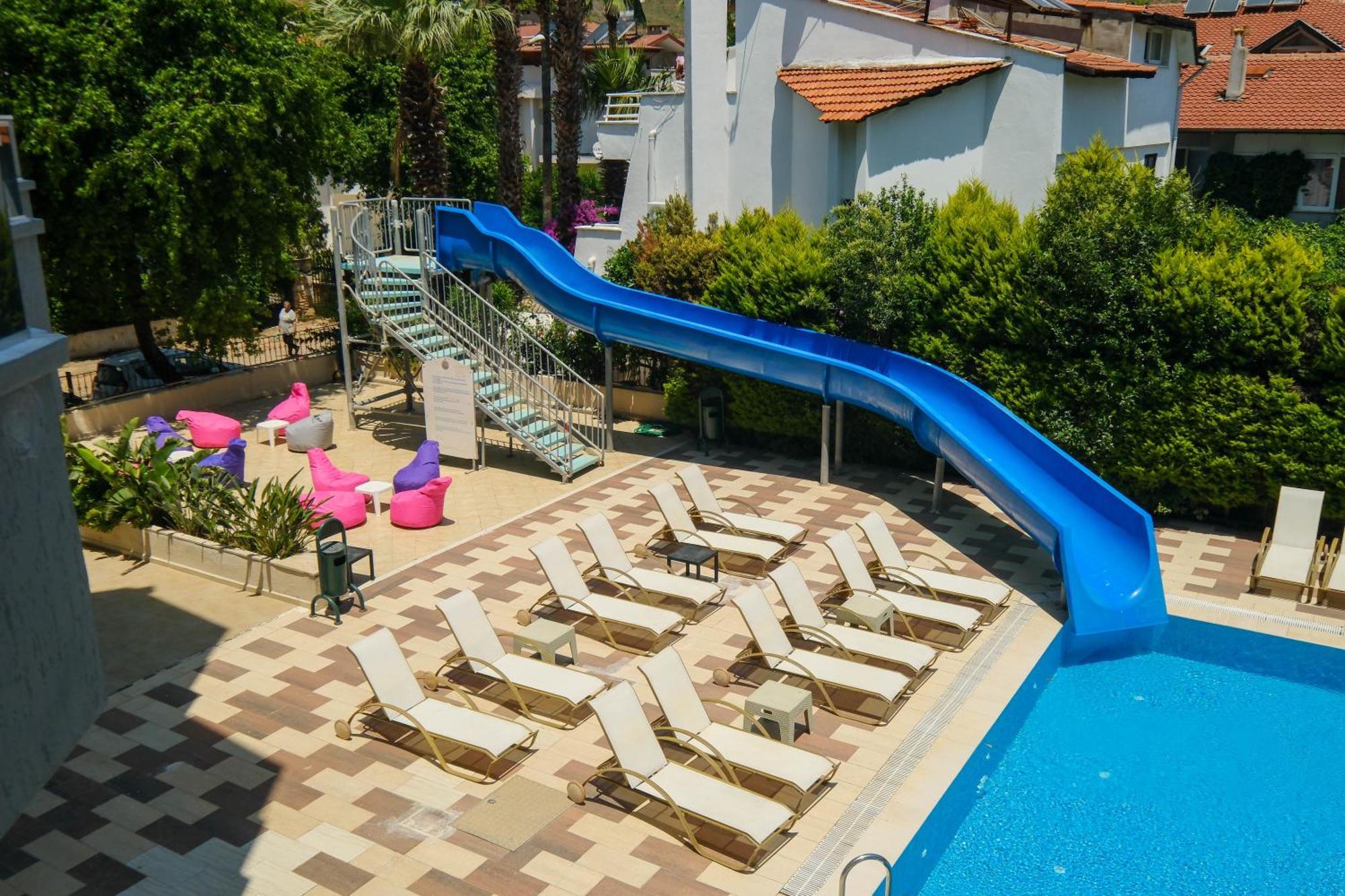 Hotel Club Selen İçmeler Esterno foto