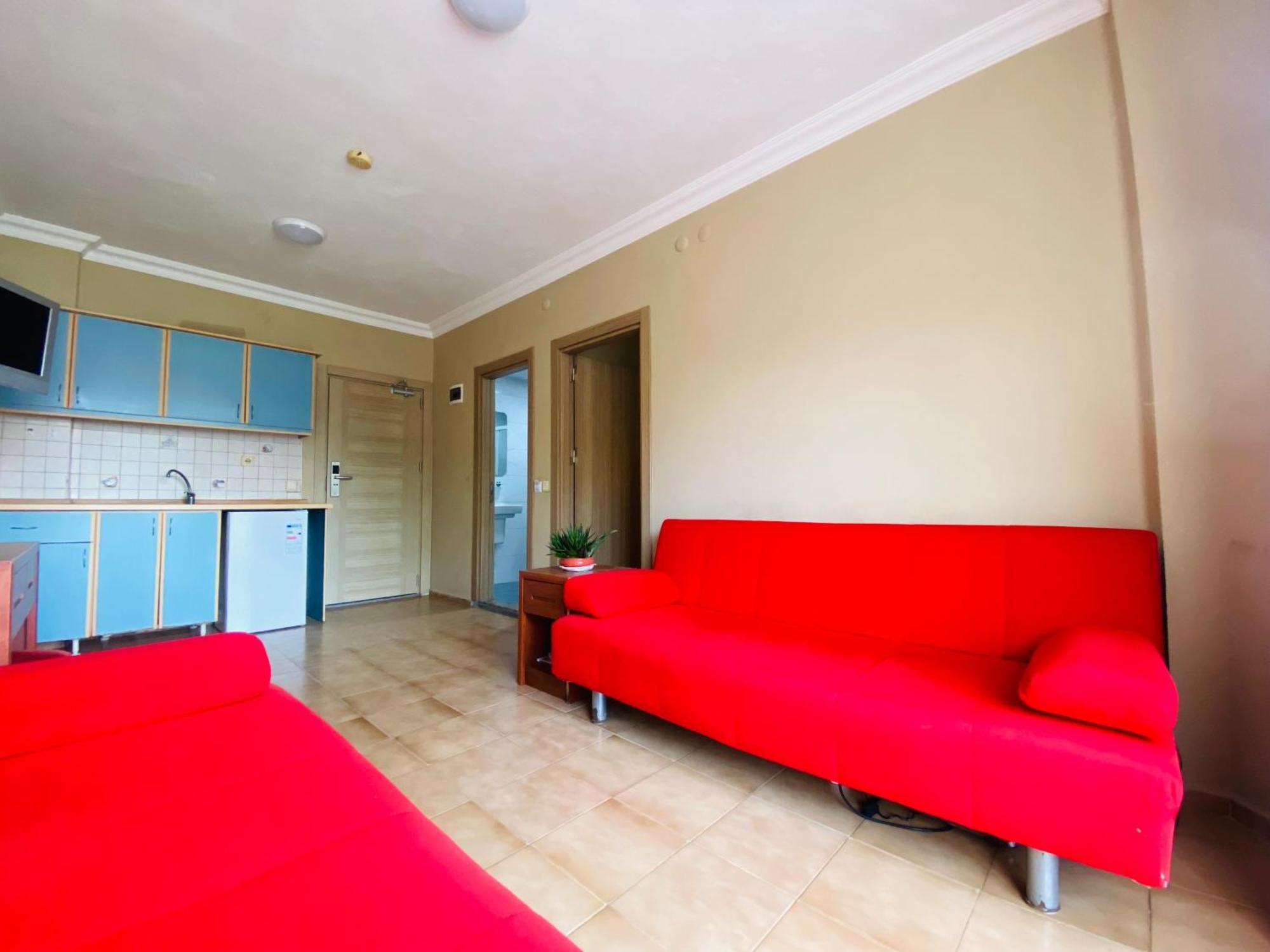 Hotel Club Selen İçmeler Esterno foto